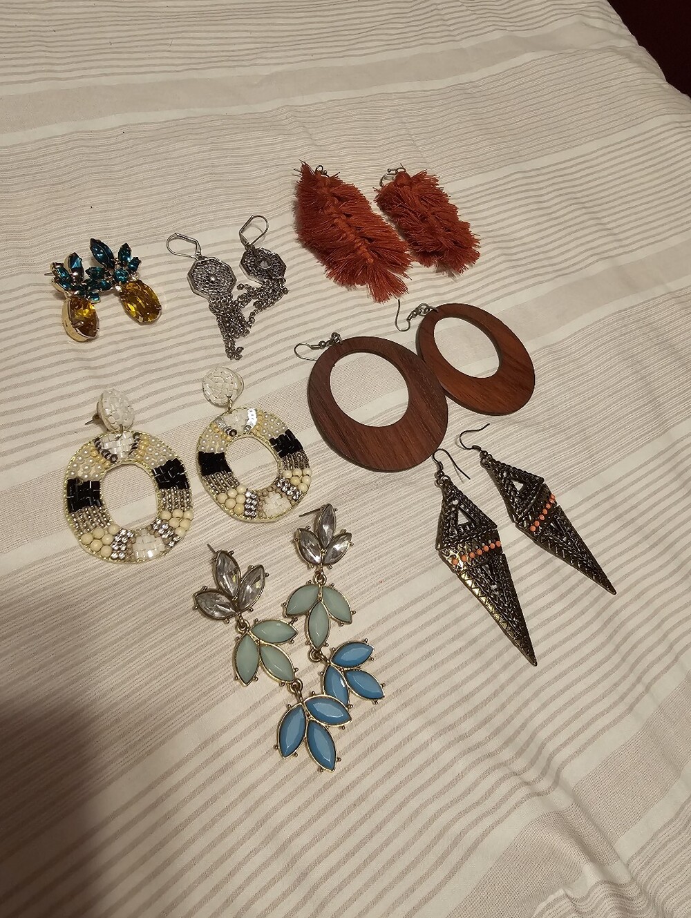 Earrings - Lot Of 7 Pairs